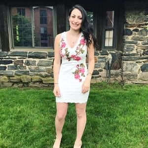 Meet your Posher, Julia